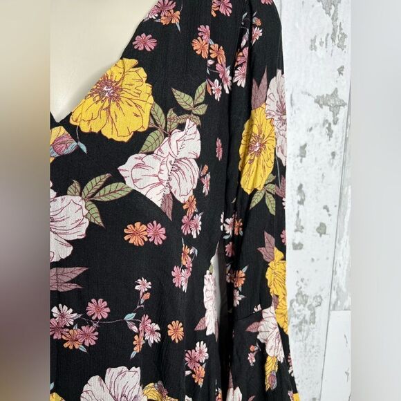 Dress Altar'd State Juliette Yellow Black Floral Boho Bell Sleeve Size Medium - Picture 4 of 13
